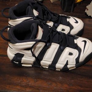 Nike air uptempo